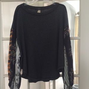 We The Free,mixed fabric top, raw hem, medium, charcoal with multi color sleeves